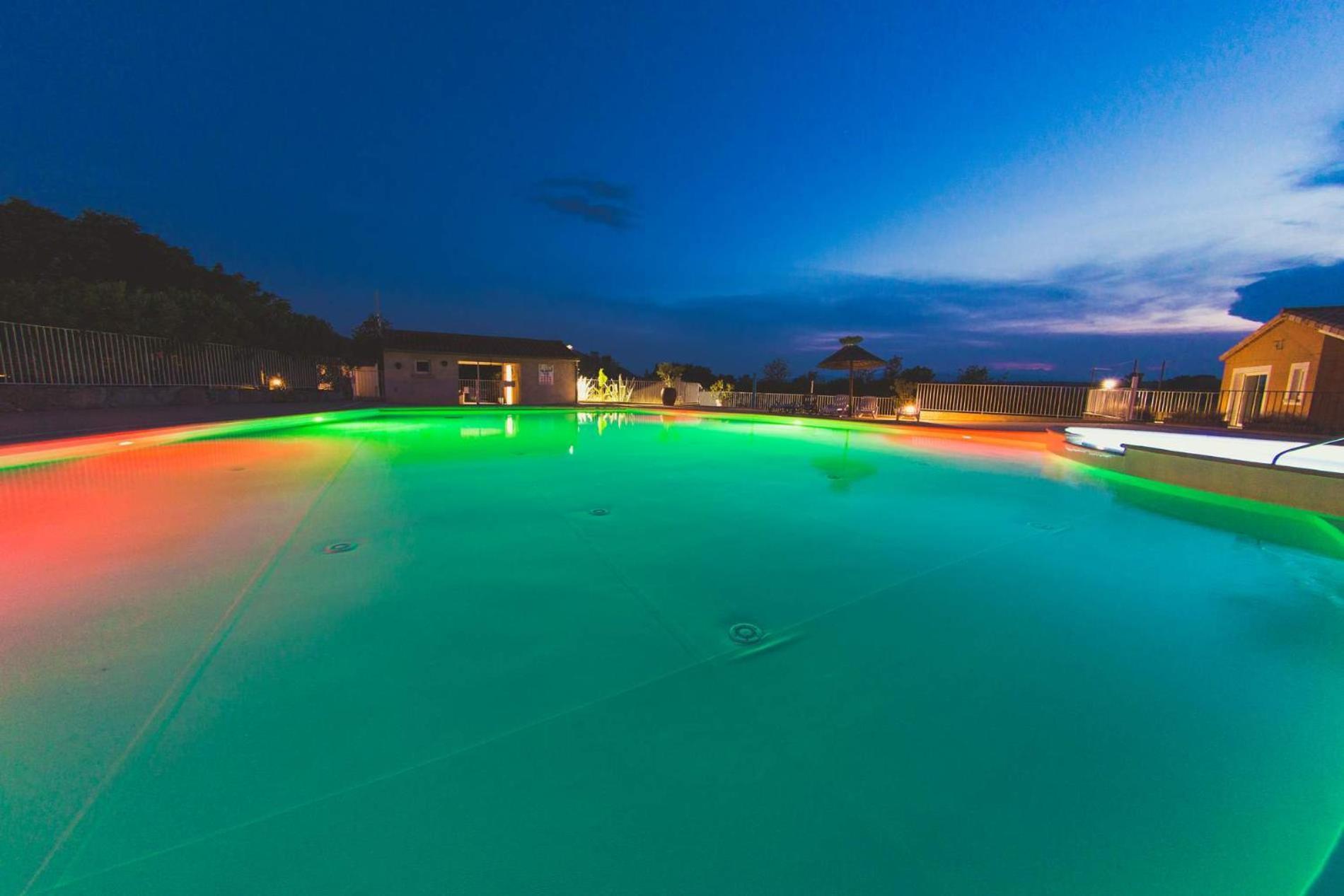 Camping La Chapouliere Ruoms Kültér fotó
